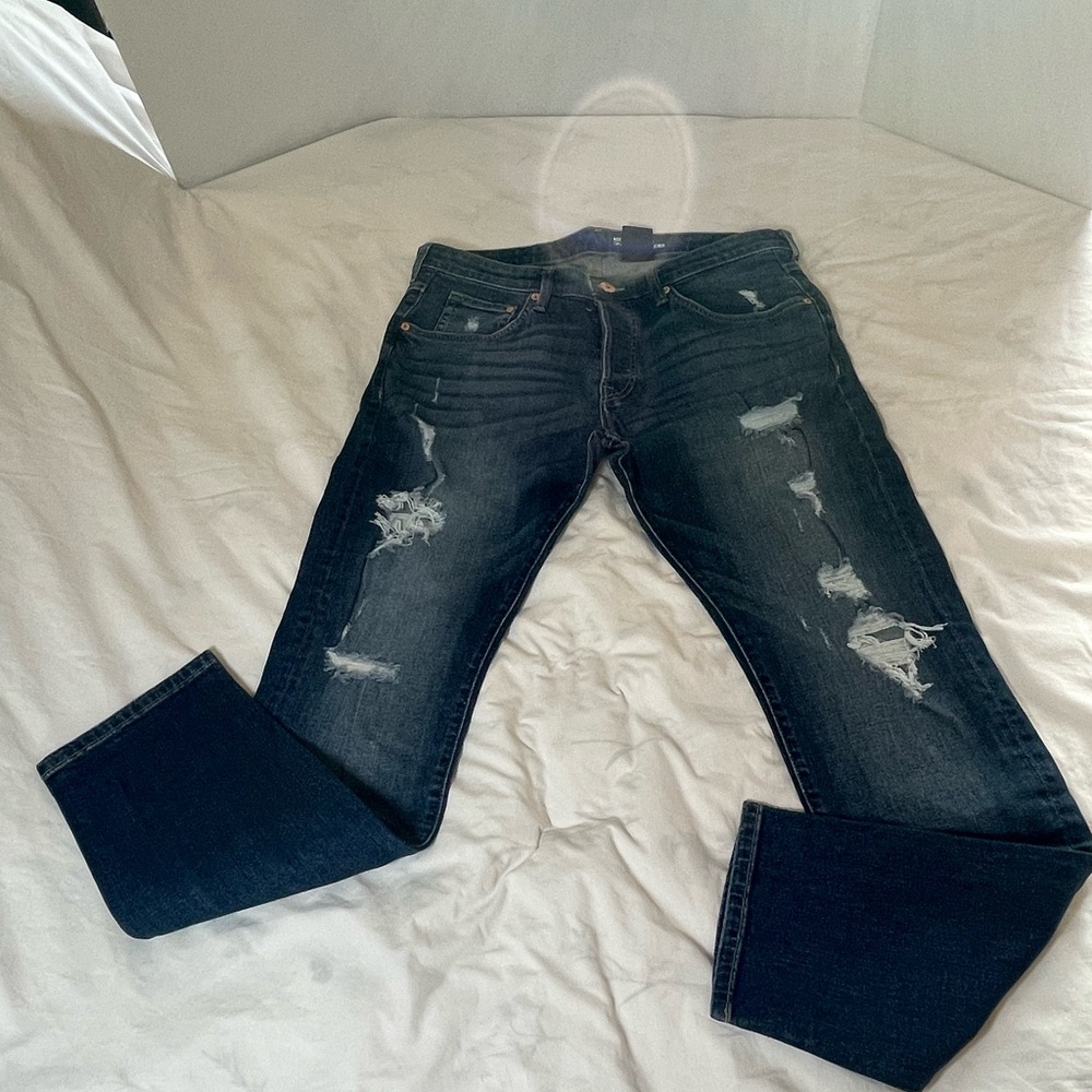 H&M Straight Jeans Button Fly Size 36 Distressed Style